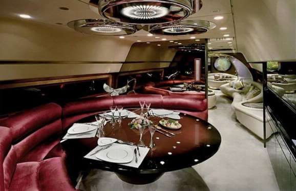 空飛ぶホテル 世界で最も高価なプライベートジェット９選 5つ星magazine