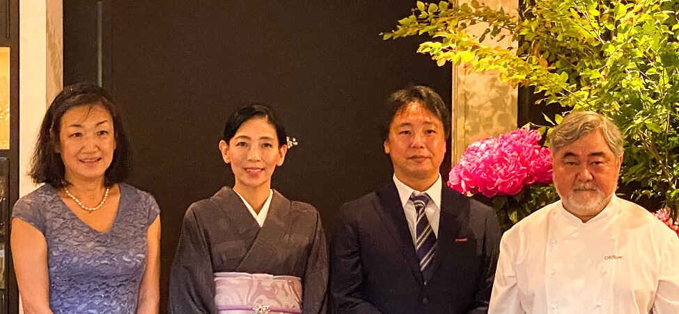 三國清三シェフ、中野善之社長、中野貴久子取締役、コーディネーターの木島知子さん